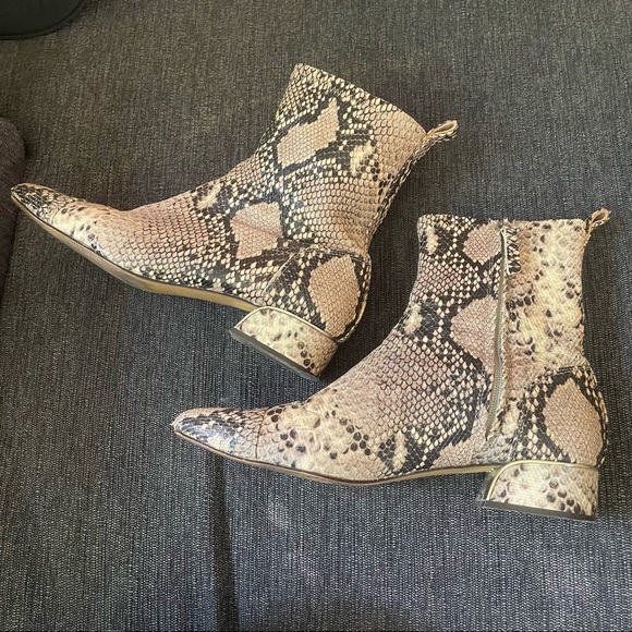 Massillon Dutti python booties - Picture 1 of 6